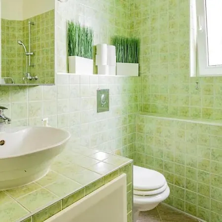 Bliss - Artistic Escape On Dob Street Apartment